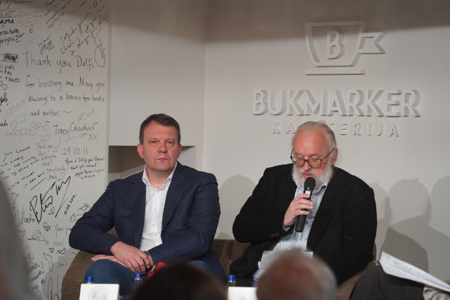 Predstavljena pesnička zbirka „U lavirintu“